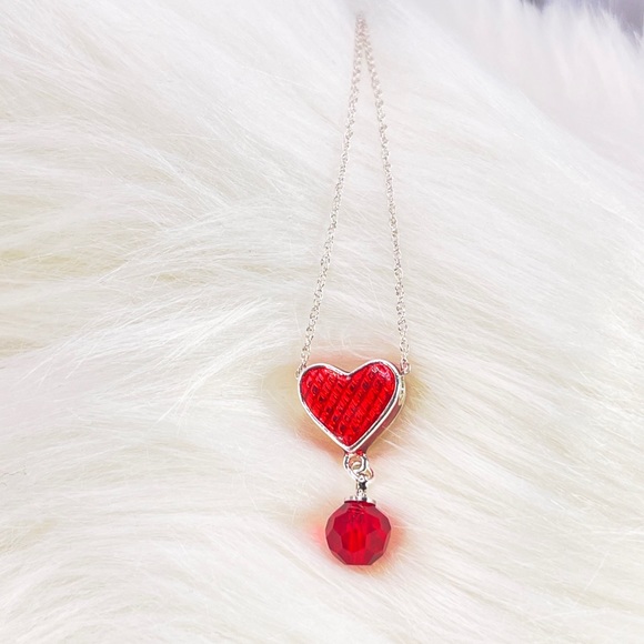 Yours Truly Sterling Silver Red Heart Necklace Made with Swarovski Crystal - NEW - Picture 7 of 11